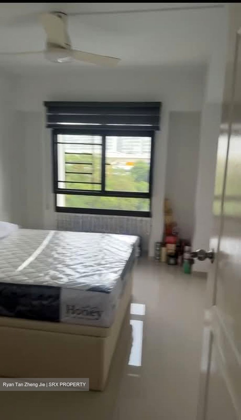 Blk 667C Jurong West Street 65 (Jurong West), HDB 5 Rooms #558604151